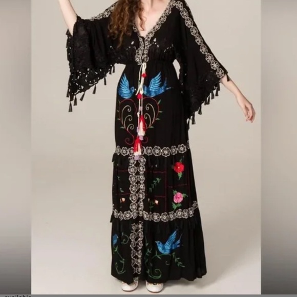 Fillyboo Dresses & Skirts - NWT Free People Fillyboo Embroidered Dress Size S